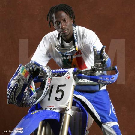 carlou-d in the place il est fort lui